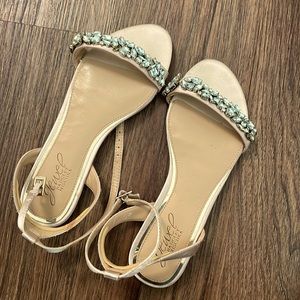 Jewel Badgley Mischka Women's Ohara Flat Evening Sandals